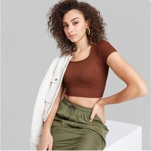 Wild Fable Seamless Cropped T Shirt Womens S Brown Stretchy Ribbed Fitted Fall